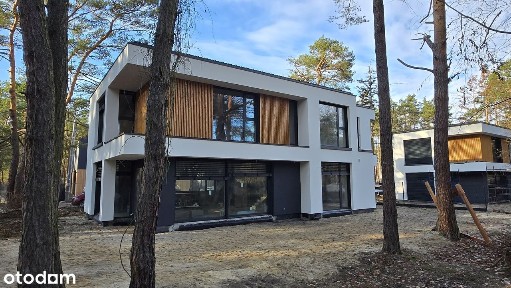 Piękny, super solidny dom w Józefowie.