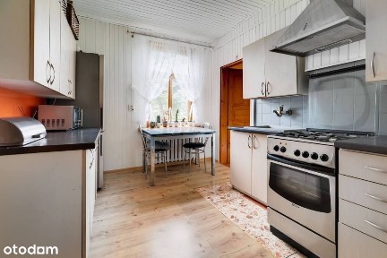 Połowa bliźniaka - 4 pokoje, 2 kuchnie, 2 łazienki