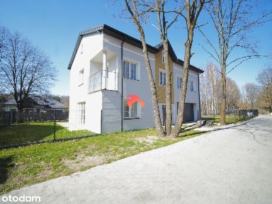 Piękny jednorodzinny dom z dużym ogrodem Sulejówek