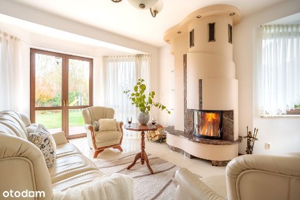 Dom koło Zegrza, 35 km od Centrum Warszawy.