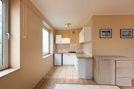 Jedności Narodowej - przytulna kawalerka, miejskie c-o