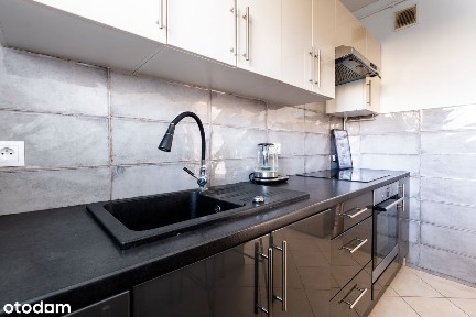 Doskonała inwestycja. 2 niezależne pokoje. METRO RATUSZ ARSENAŁ!