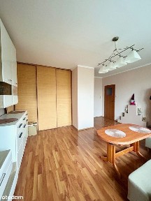 Polecam kawalerkę na 2 piętrze przy ulicy Armii Krajowej