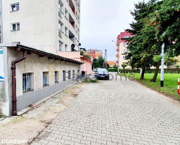 Lokal handlowo usługowy w Górze 126m2