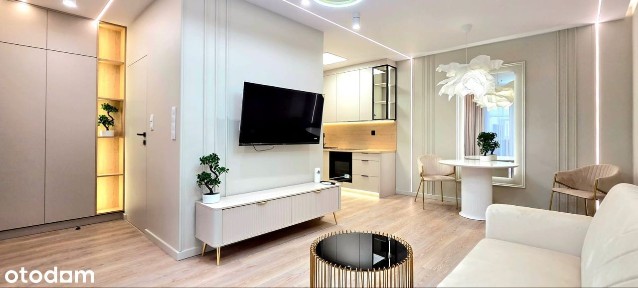 Nowe 2 pokoje, klimatyzacja, w centrum, miejsce postojowe