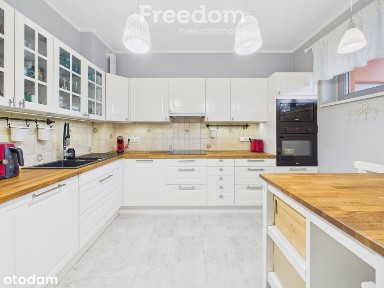 Dwupoziomowy apartament na Wrzosowych Ogrodach S-c