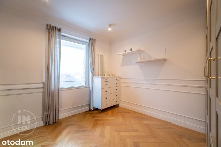 70,6 m², 3 pokoje z balkonem, garderobą i pralnią