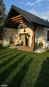 Dom, w którym spokój spotyka nowoczesność - 100 m² do zamieszkania