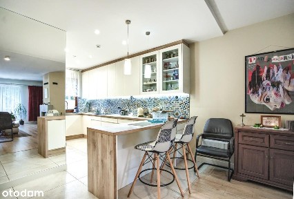 2 miejsca posotojowe ogrodzone