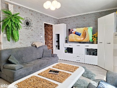 Kawalerka gotowa do wprowadzenia,słoneczne mieszkanie,niskie koszty.