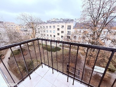 przy Różanej/cisza/klimat/balkon/kamienica 1930 r.