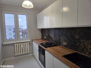 Mieszkanie dwupokojowe z loggią, os. Teklin. Polecam!