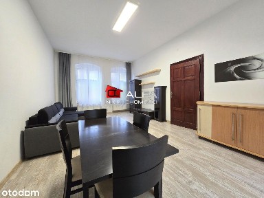 Przestronne mieszkanie, idealne również na biuro!