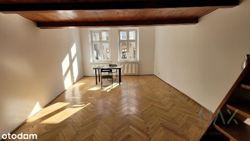 Bazczynszowe mieszknaie z dwiema antresolami