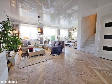 Elegancki, doskonale zaprojektowany dom z 4 sypialniami i garażem