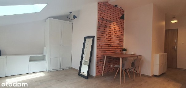 Jednopokojowe mieszkanie w Woli Mrokowskiej