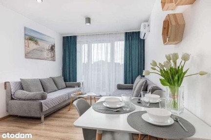 Studio przy plaży, pierwsza linia zabudowy