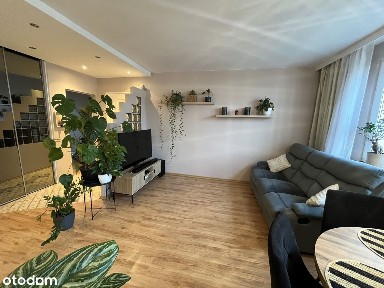 Jasne, przestronne mieszkanie 61.9 m2, ul. Kraljevska