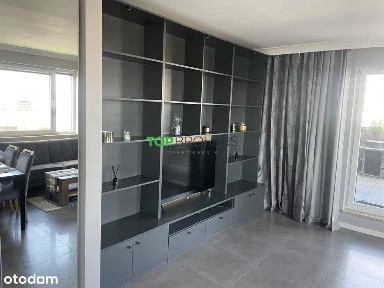 Salon z aneksem i sypialnia z imponującym tarasem