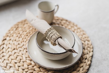 Nowoczesne 3 pokojowe m. na pierwszym piętrze, niski blok, Mokre.