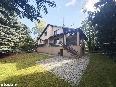Dom 366 m² w Julianowie - przestrzeń, elegancja, doskonała lokalizacja