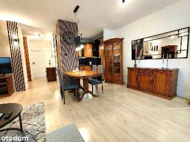 Białołęka: 72 m² po remoncie, 3 pokoje, taras 42 m², 2 garaże, komórka