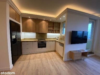 BEZPOŚREDNIO | MOKOTÓW | BASEN | SIŁOWNIA | METRO