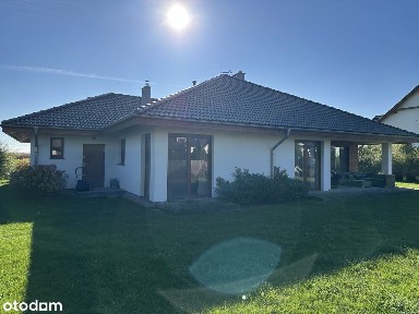 Bardzo ładny dom parterowy w Dopiewcu do wynajęcia