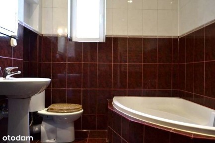 Duże, przestronne mieszkanie o powierzchni 70 m2.