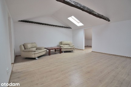 Beczynszowe mieszkanie z miejscem parkingowym