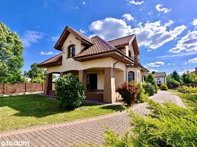 Dom z Garażem- Szczyty -3 minuty do Białobrzeg