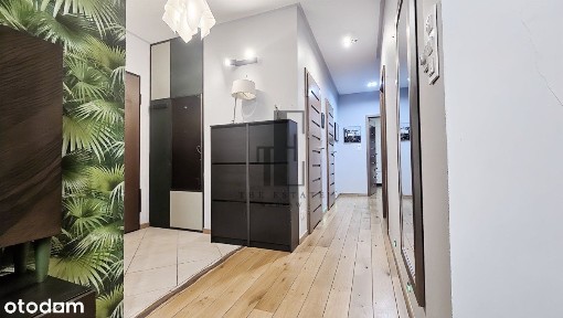 Bezpośrednio przy metrze, Garaż, Ciche