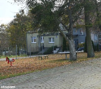 *Dom z ogrodem*Widok*Przy dworskim parku z XVI wieku*Film w opisie*