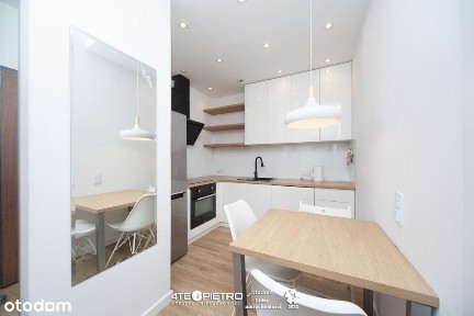 Przestronne i wygodne 2 pokoje z balkonem