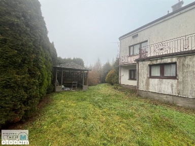 Dom w spokojnej okolicy