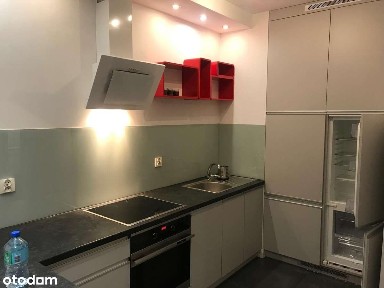 Blisko PKP/ winda w budynku/ balkon