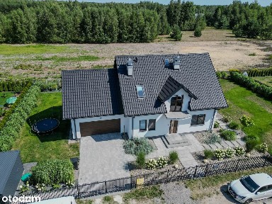 Na sprzedaż nowoczesny dom w spokojnej okolicy