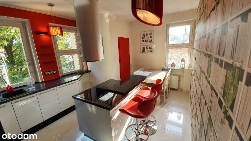 Słoneczne mieszkanie w willi na 4 strony świata