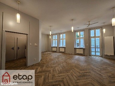 pl. Adama Mickiewicza, Jeżyce, Poznań, wielkopolskie