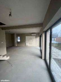 Dom w Krakowie ul. Miarowa