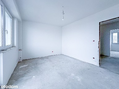 Przestronne 3-pokojowe mieszkanie z balkonem