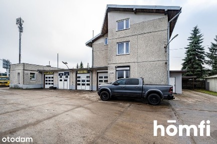 Dom z warsztatem 490 m² przy A1 i Trasie Górnej