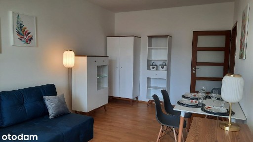 2 pokoje z kuchnią przy Manufakturze