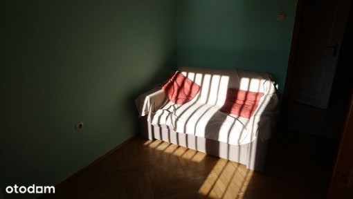 BEZPOSREDNIO UNIWERSYTECKA Katowice 3 POKOJE