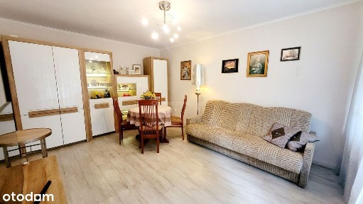 Kawalerka po generalnym remoncie na parterze