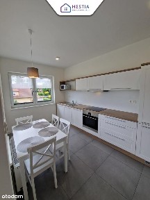 Dwupoziomowe 77 m² z miejscem parkingowym