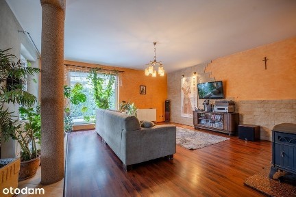 Dom piętrowy wolnostojący | 4 pokoje | garaż