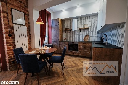 DO WYNAJĘCIA, WYSOKI STANDARD, 2 POKOJE, BALKON, I PIĘTRO, CENTRUM!