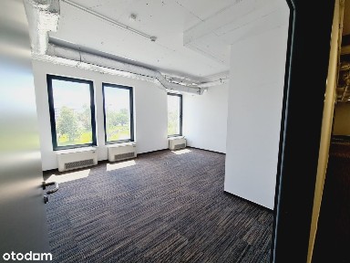 Gotowe do wprowadzenia biuro - Nowoczesny biurowiec Mokotów