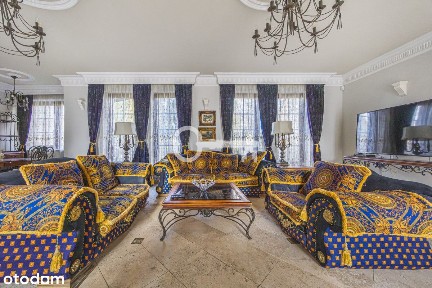 Wolnostojąca Willa Z Konstancinie | Kryty Basen